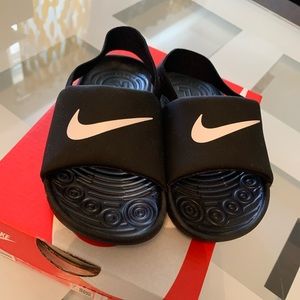 Black Nike Slides